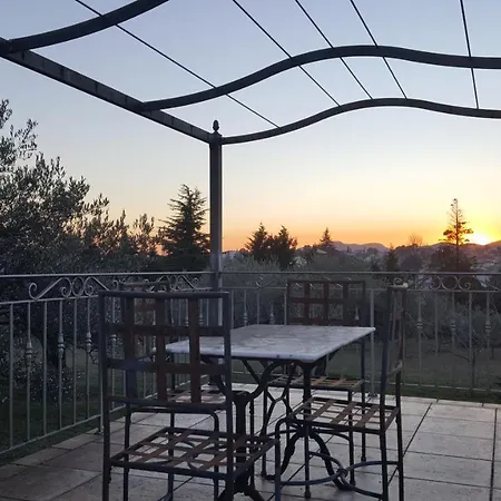 Gæstehus Le Relais Fleuri Alès