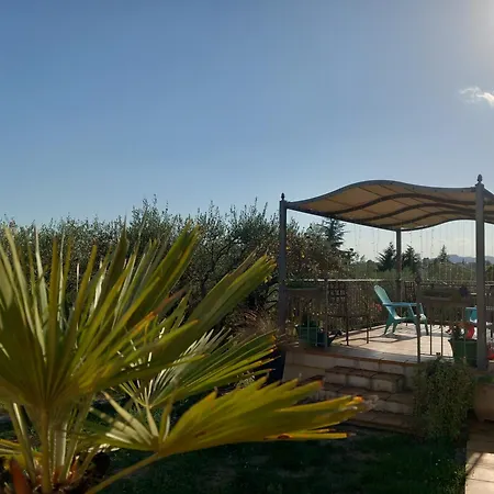 Le Relais Fleuri Gæstehus Alès