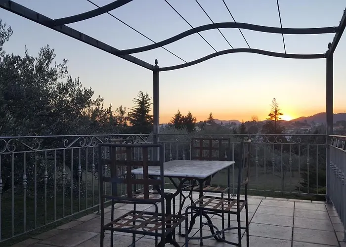 Casa de hóspedes Le Relais Fleuri Alès